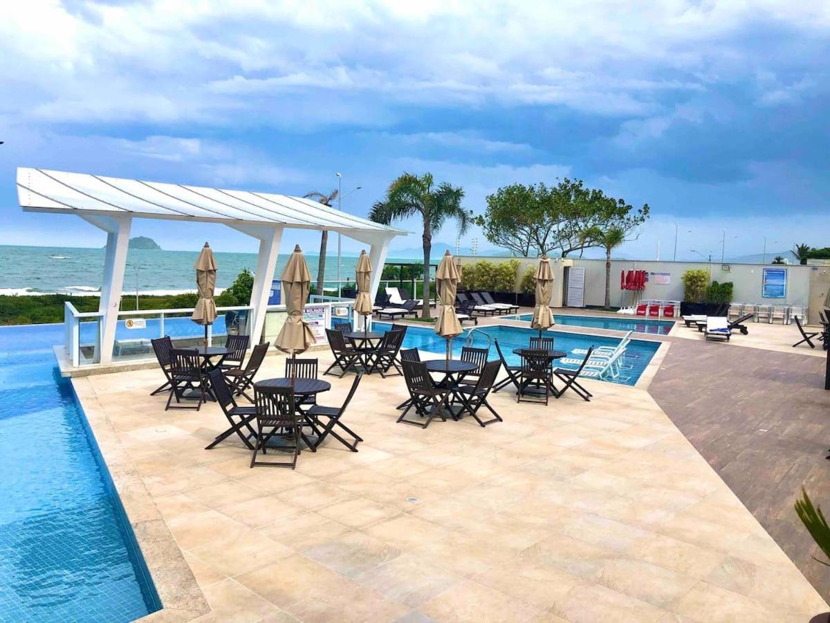 Ape Estilo Resort C/ Pe Na Areia E Vista Mar, Proximo Ao Beto Carrero Писаррас Экстерьер фото